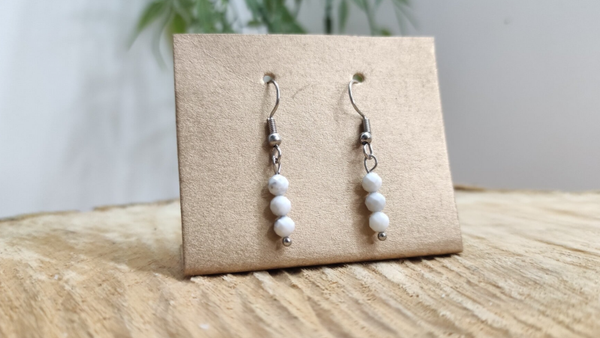 Boucle d'oreille howlite boules facettées
