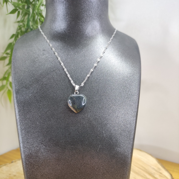 Pendentif Cœur Œil de Faucon