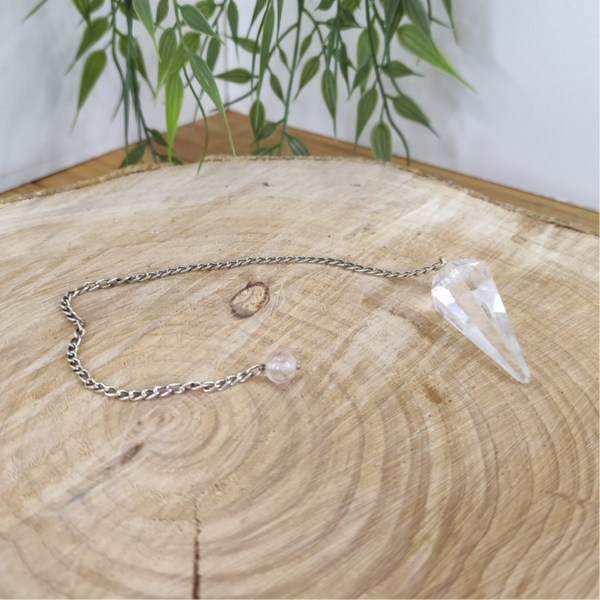 Pendule pyramide cristal de roche