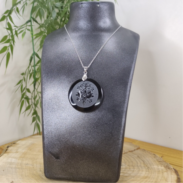 Pendentif obsidienne fleur de lotus