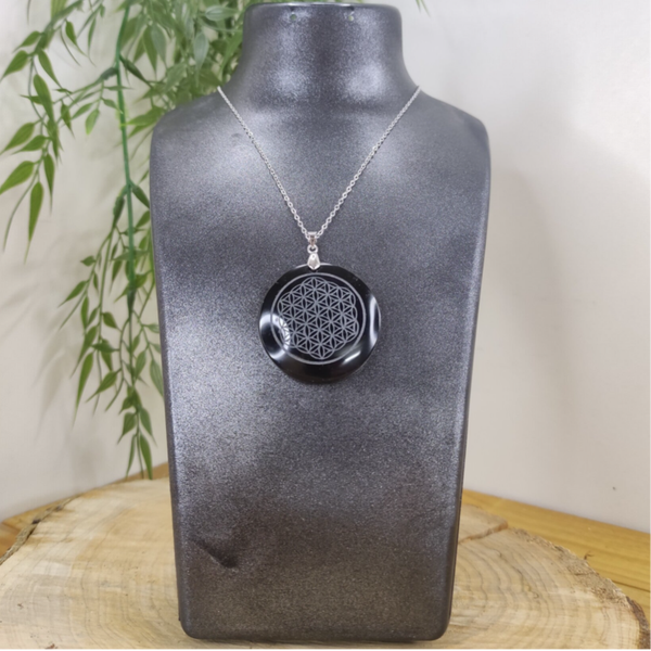 Pendentif obsidienne fleur de vie