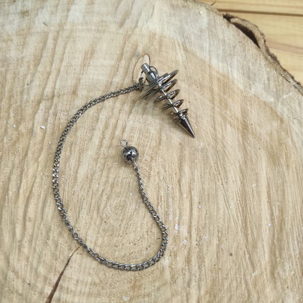 Pendule spirale métal noir