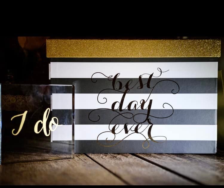I do wedding letter box