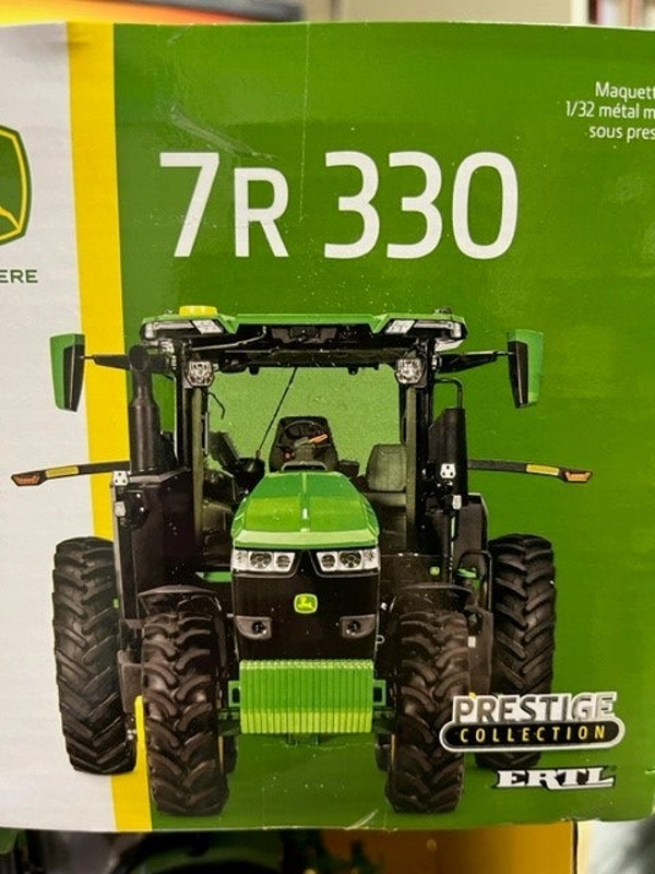 John Deere 7 R 330 1:32