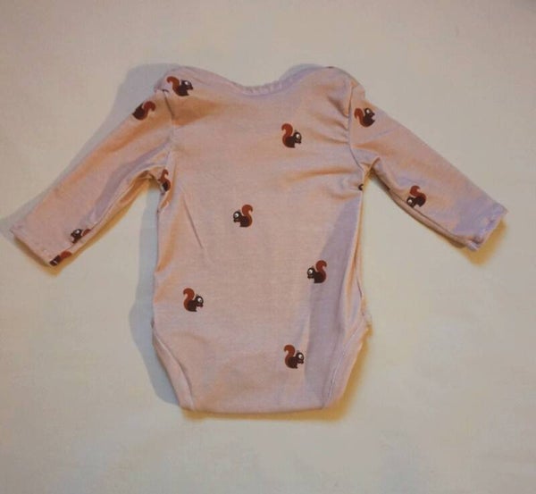 Body bébé manches longues en jersey– Motif écureuils