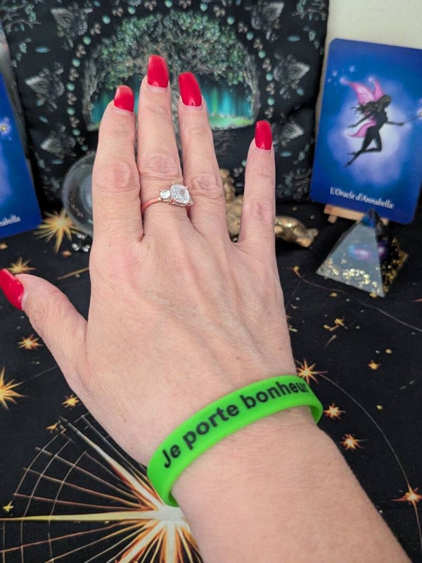 Bracelet "je porte bonheur"