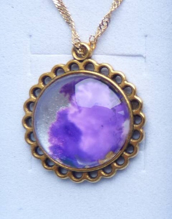 Round Pendant