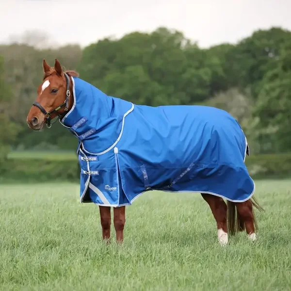 Shires Highlander Original 200 Turnout Rug & Neck Set