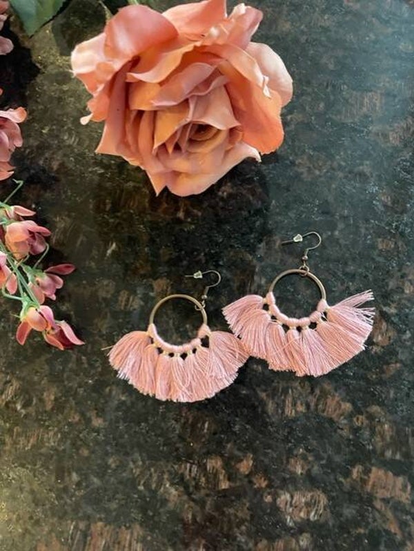 Roze ibiza stijl oorbellen