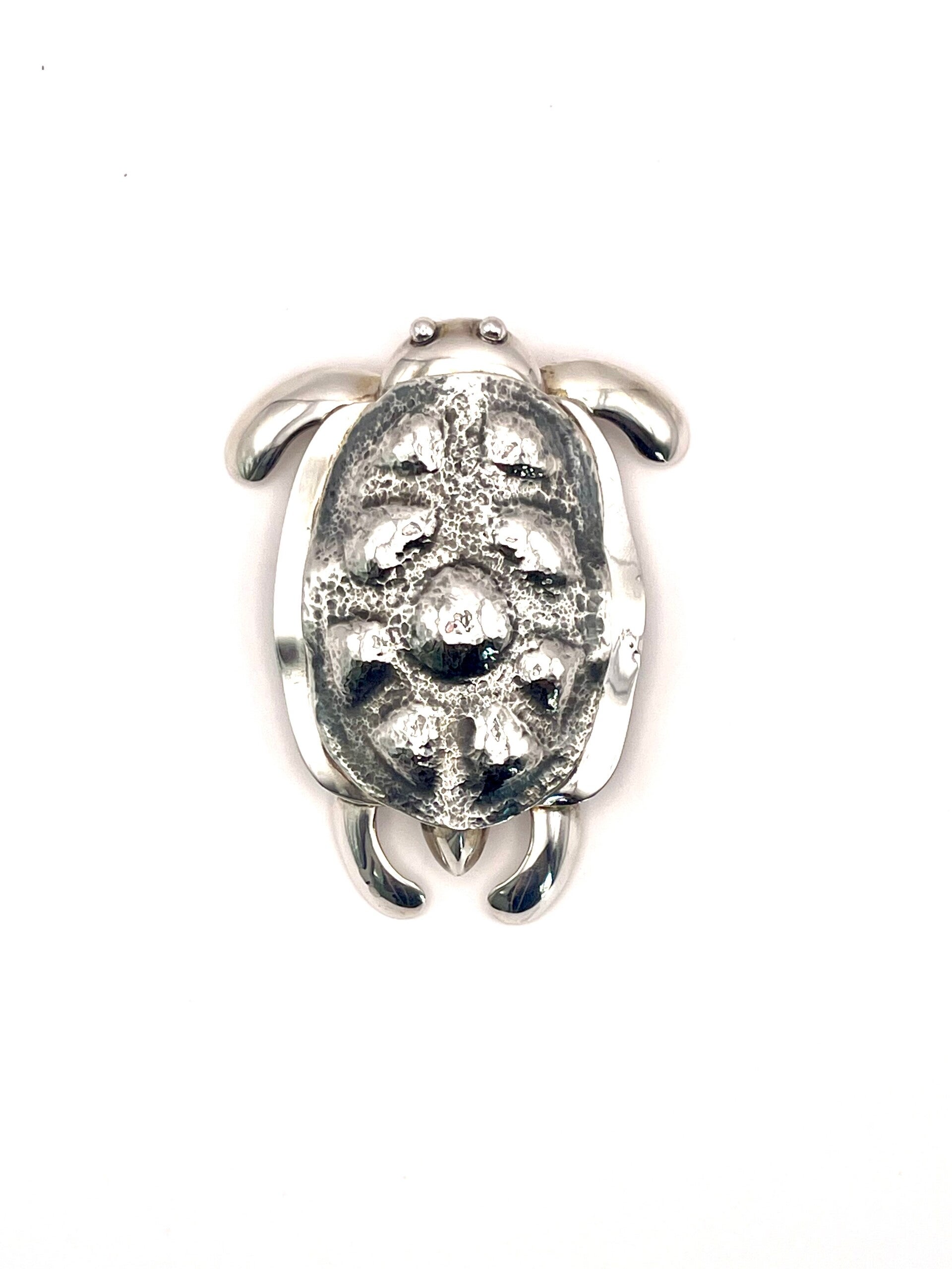 Zilveren miniatuur in de vorm van een schildpad