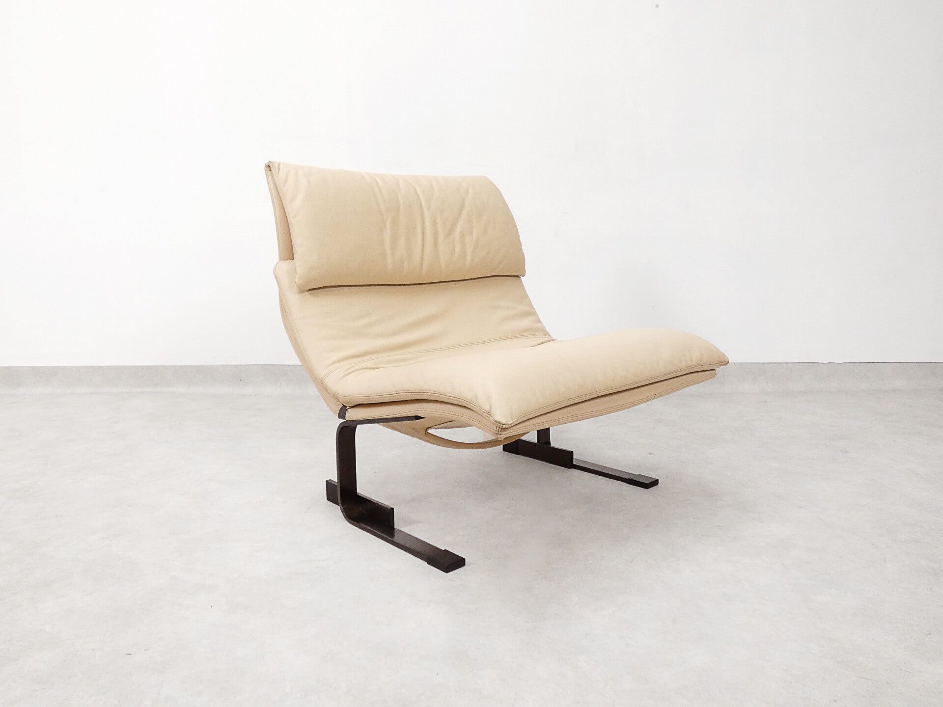 Saporiti Onda chair - cream leather
