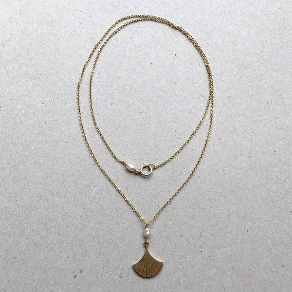 Ginko pearl necklace