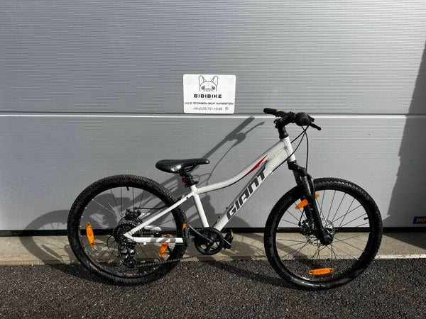 VTT 24 POUCES GIANT XTC
