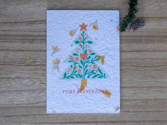 Kerstkaart op bloeipapier - Kerstboom met kleuren