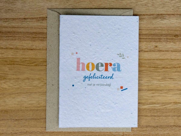 Wenskaart van bloeipapier - Hoera, gefeliciteerd!