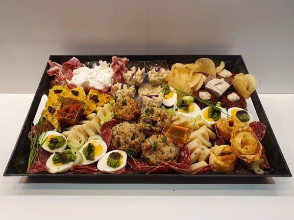 hapjesschaal tartufo (€ 150.- + € 20.- borg)