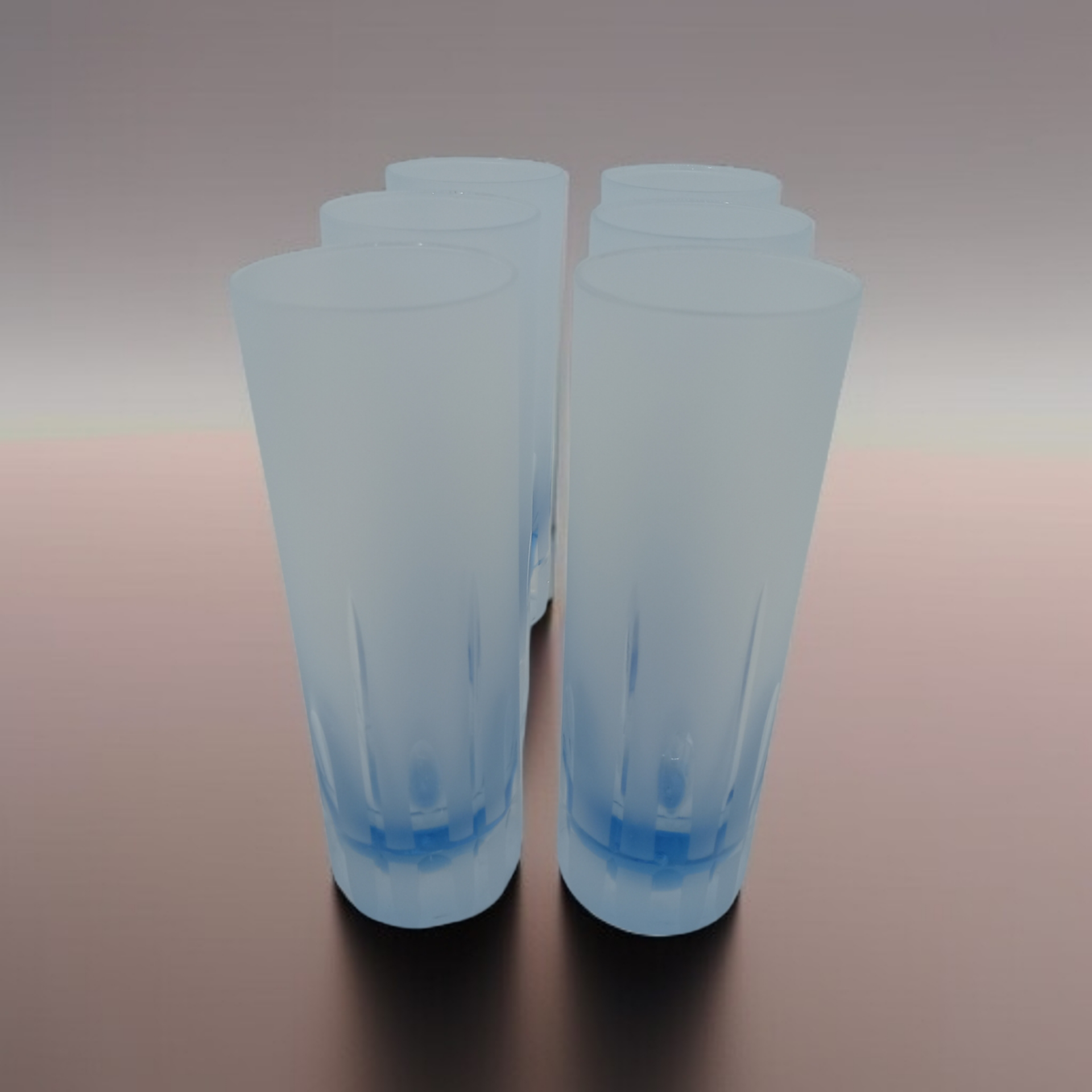 F. Vittorio Cut Crystal blauw gesatineerd