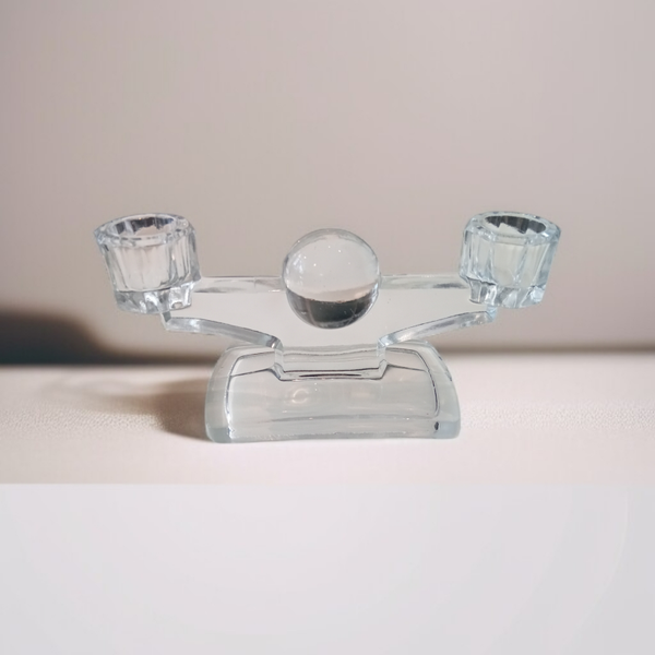 Libochovise Tjechië art deco kandelaar van persglas