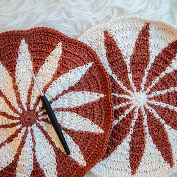 CROCHET TAPISSERIE