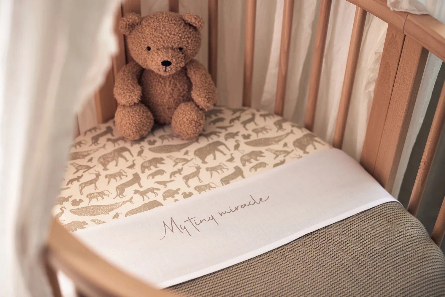 Lakentje | My Tiny Miracle | 75 x 100 cm. | Olive Green