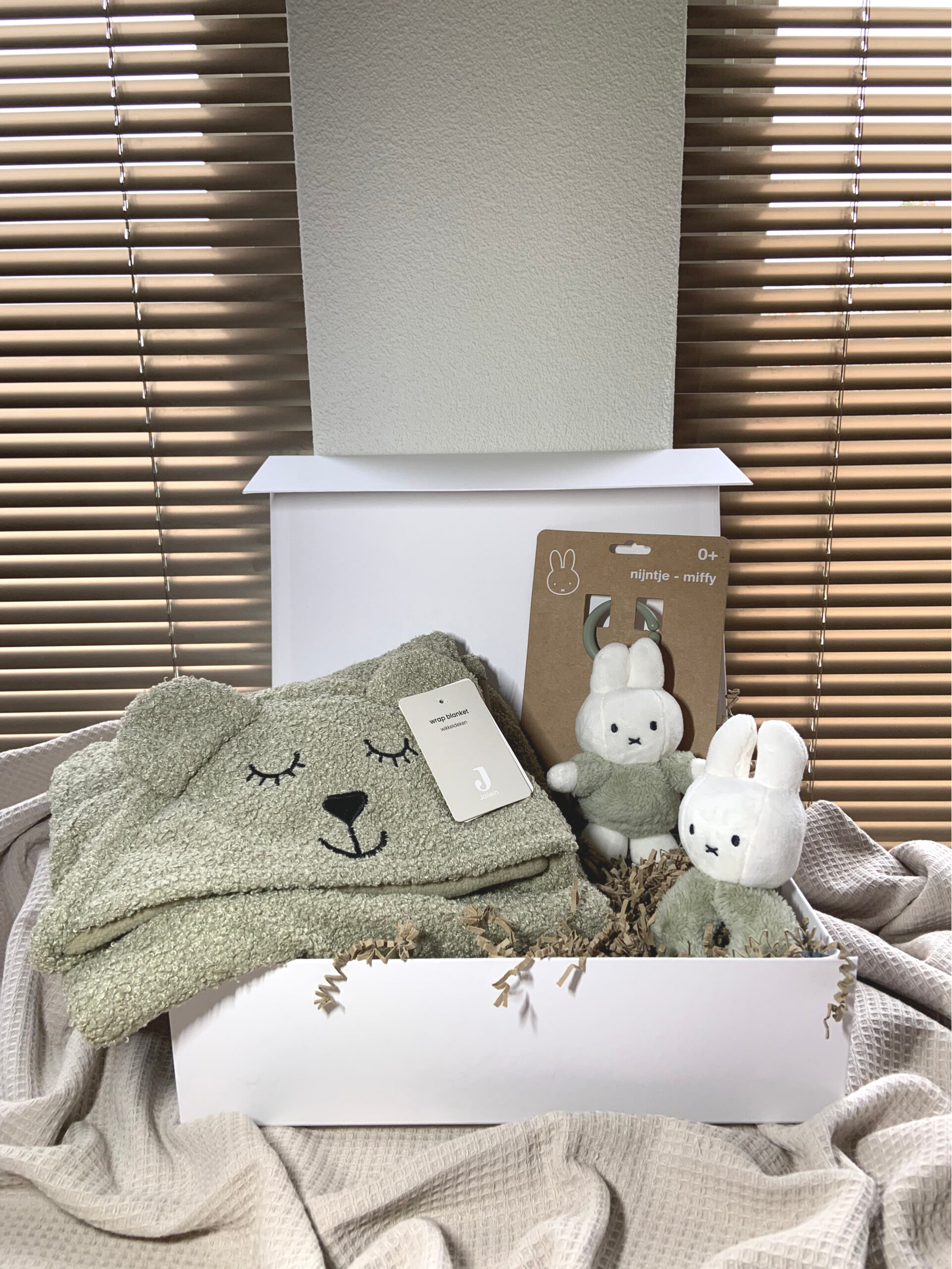 Kraamcadeaupakket | Groot | Olive Green | Noah