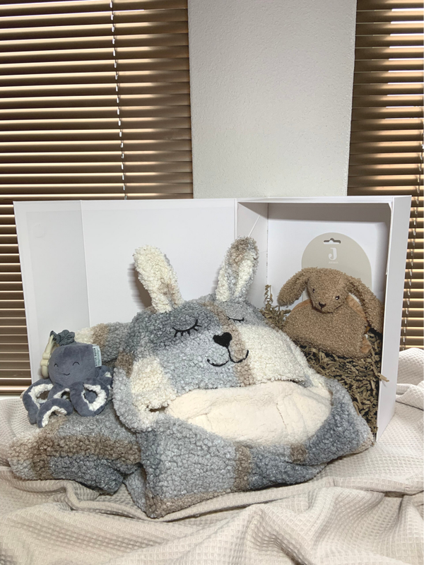 Kraamcadeaupakket | Groot | Bunny Check | Boucle | Pepijn