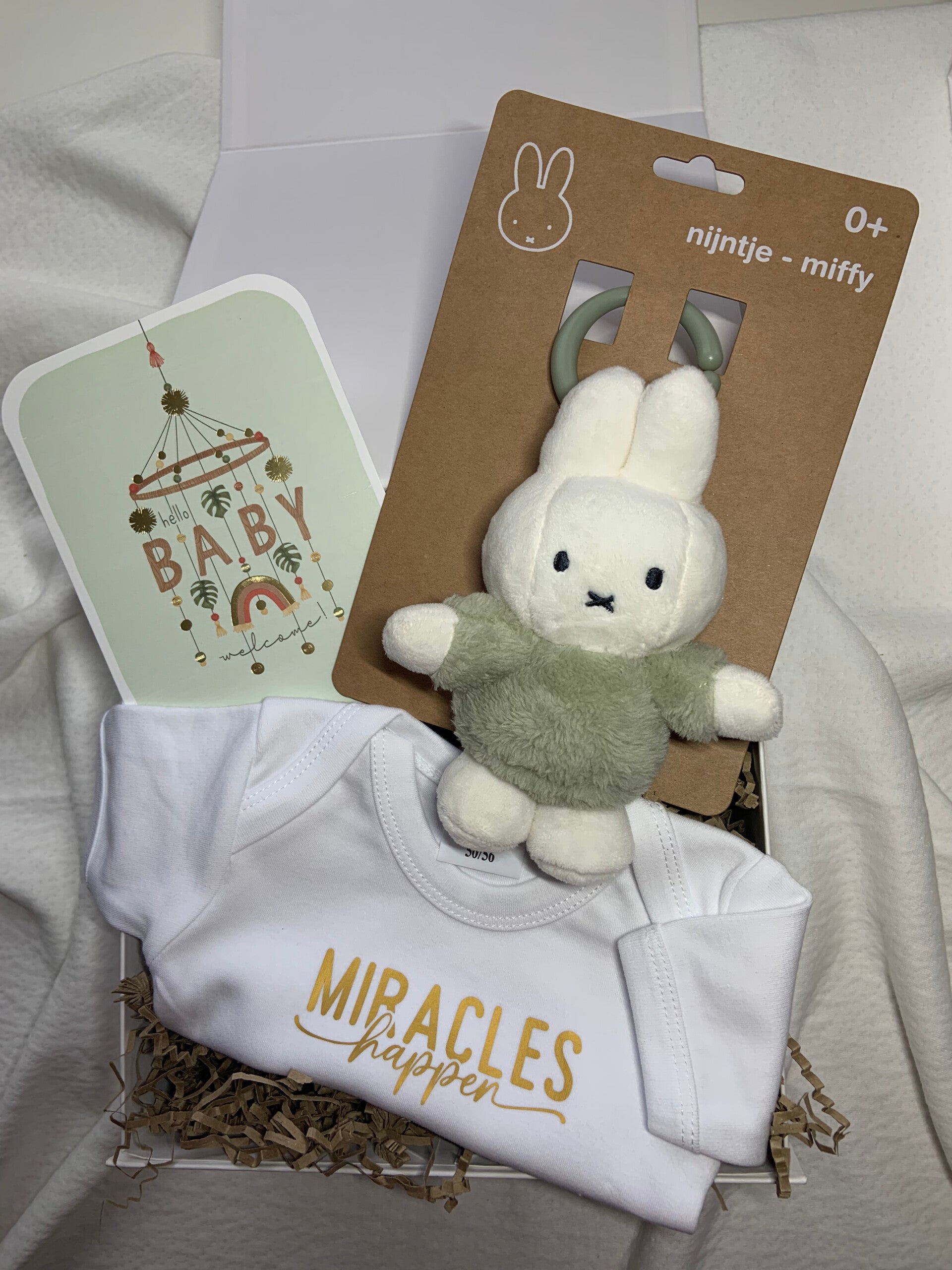 Kraamcadeaupakket  | Medium | Miracles Happen | Fluffy Green | Eva