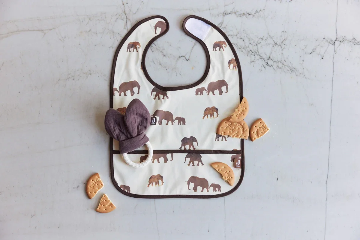 Siliconen Bijtring |  Bunny Ears | Kleur Chestnut