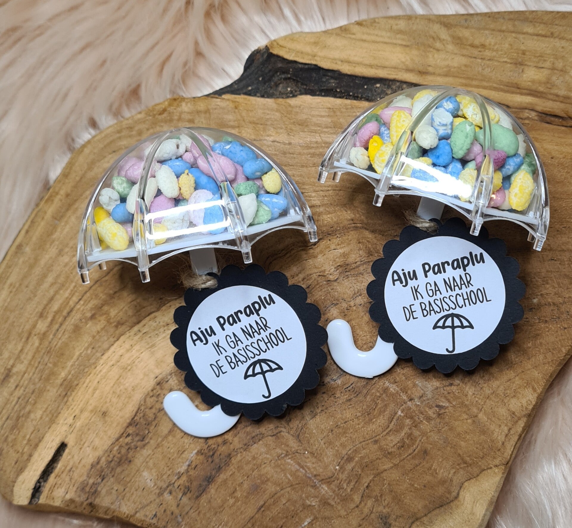Aju paraplu - ik ga naar de basisschool