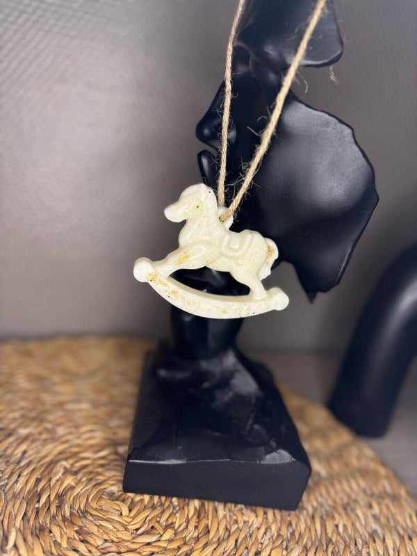 Suspension parfumées Dior j’adore