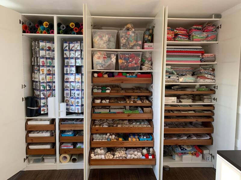 Kast in de werkkamer van Sandra