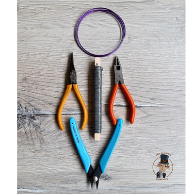 Tangetjes om draad mee te knippen en buigen