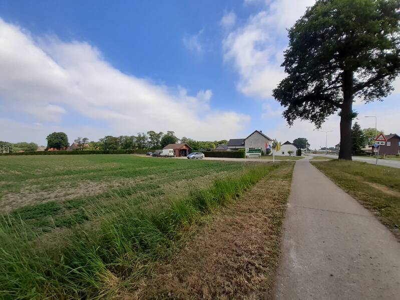 De verkooplocatie in Echt gezien vanuit het zuiden