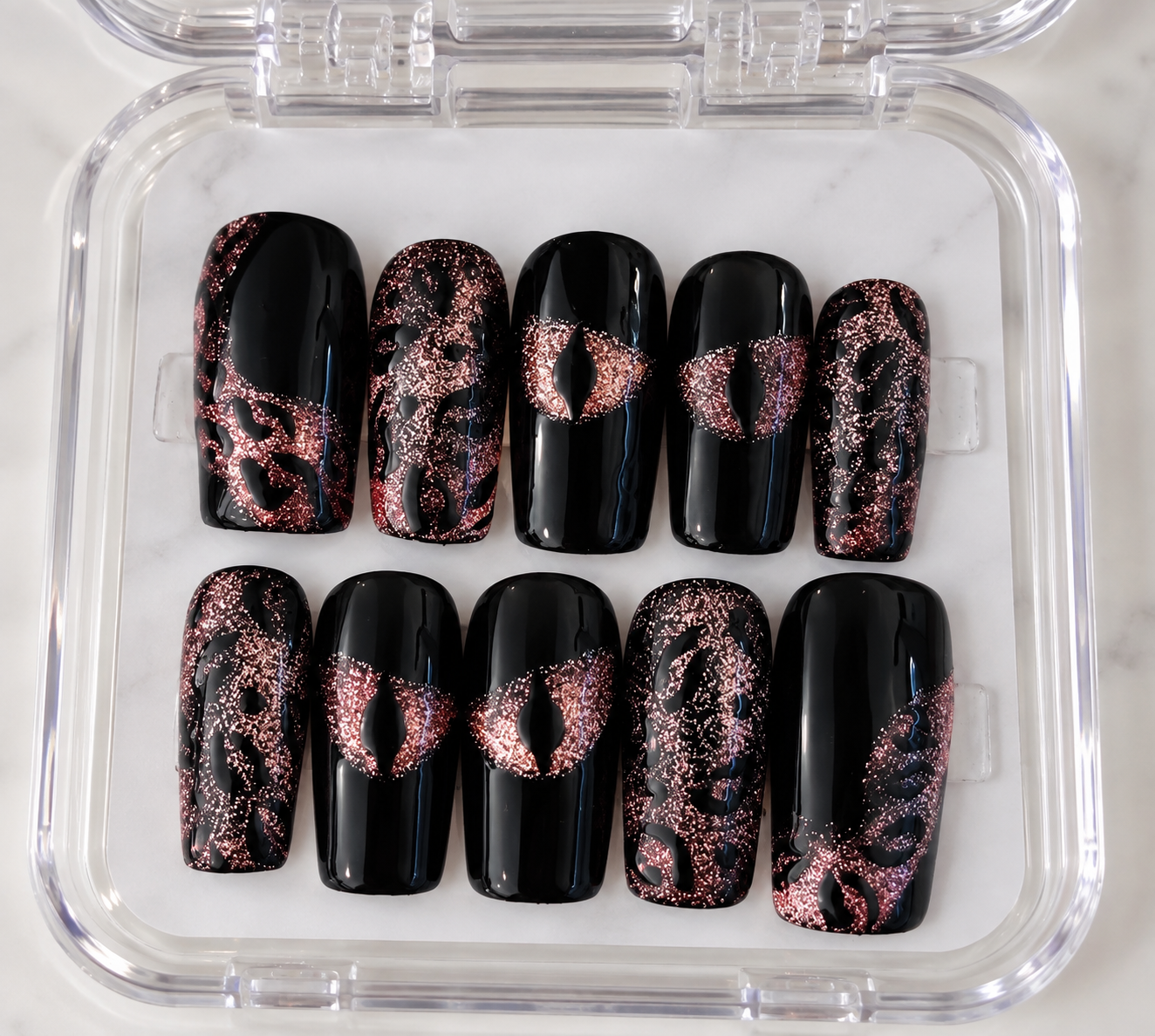 Press On Nail Midnight Gaze — Reproductible sur commande — Taille personnalisée