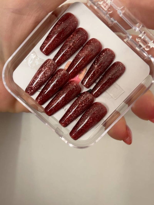 Press On Nails – Grenat Scintillant – Reproductible sur commande – Taille personnalisée