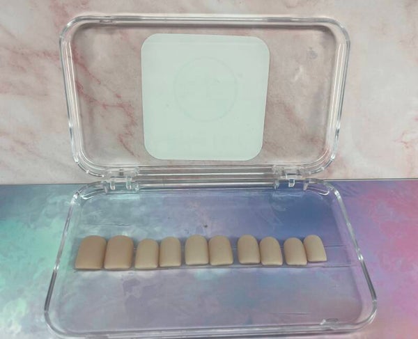 Press on Nail - Nude velour - Taille S - Unique