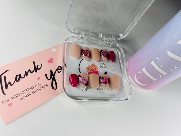 Press On Nails Mélodie de Rose – Reproductible sur commande | Taille personnalisée
