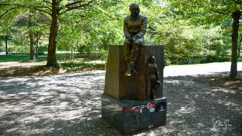 Imola standbeeld van Senna