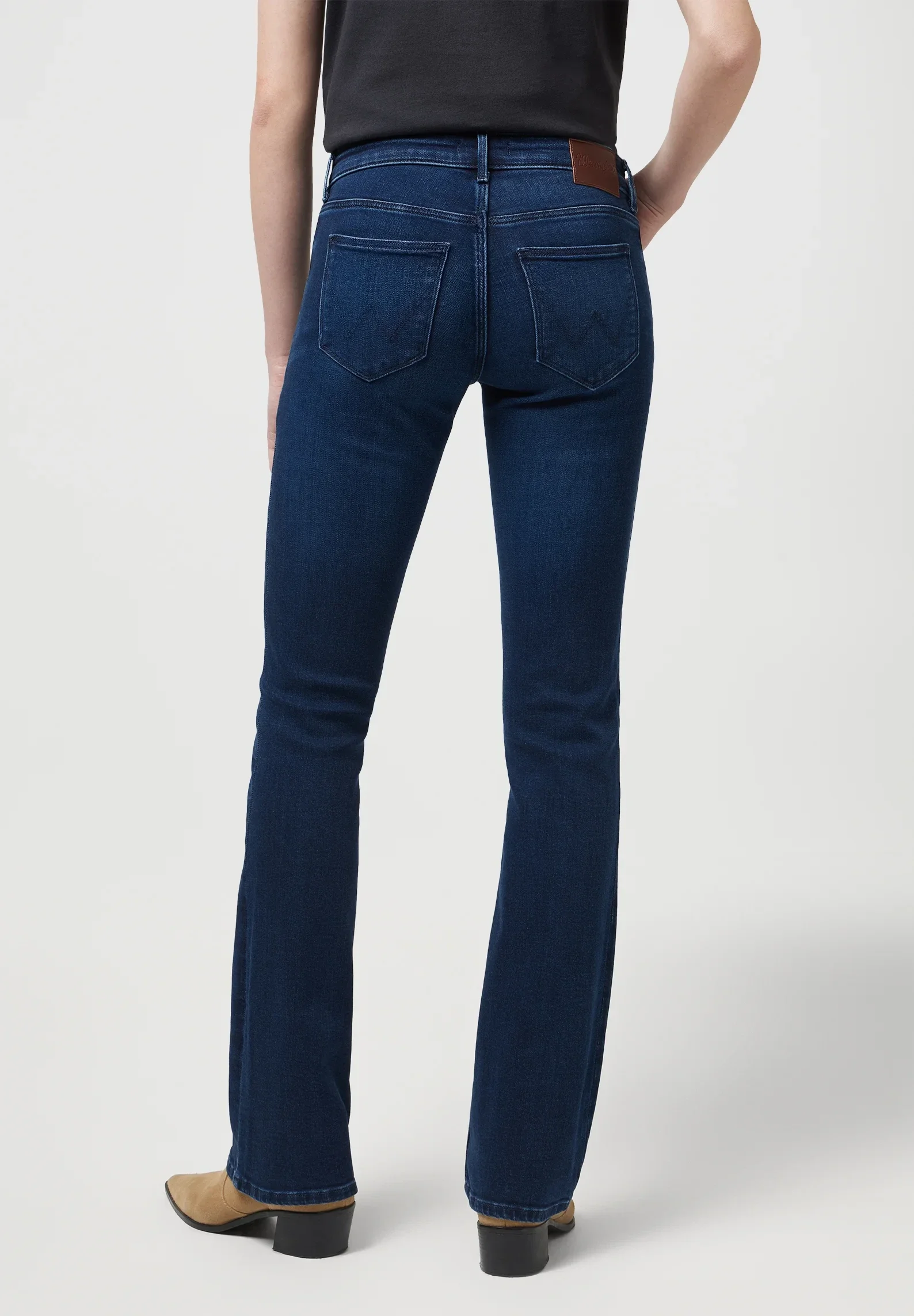 wrangler BOOTCUT NIGHTSHADE (2981)