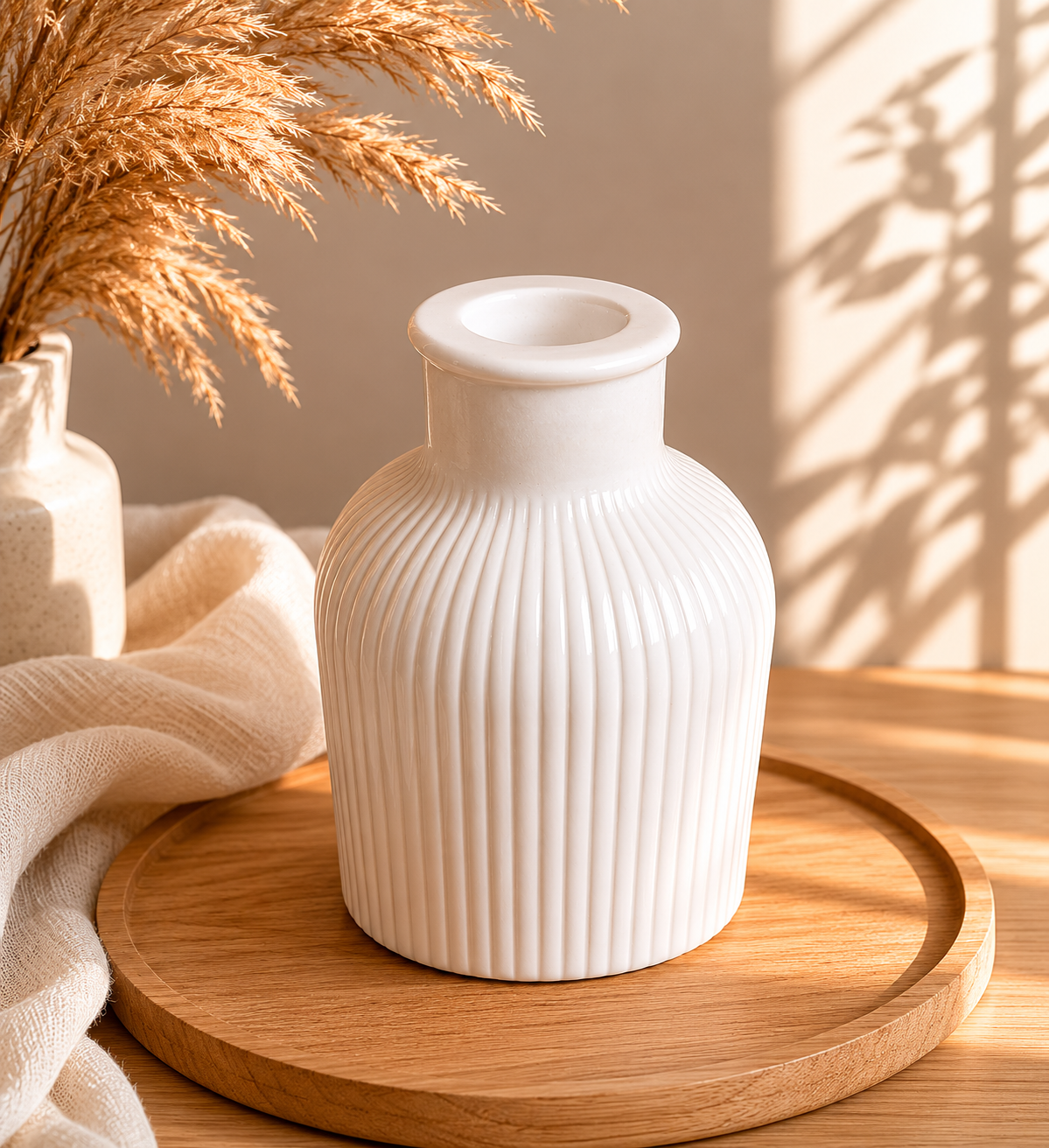 Blumenvase in Rillen-Optik