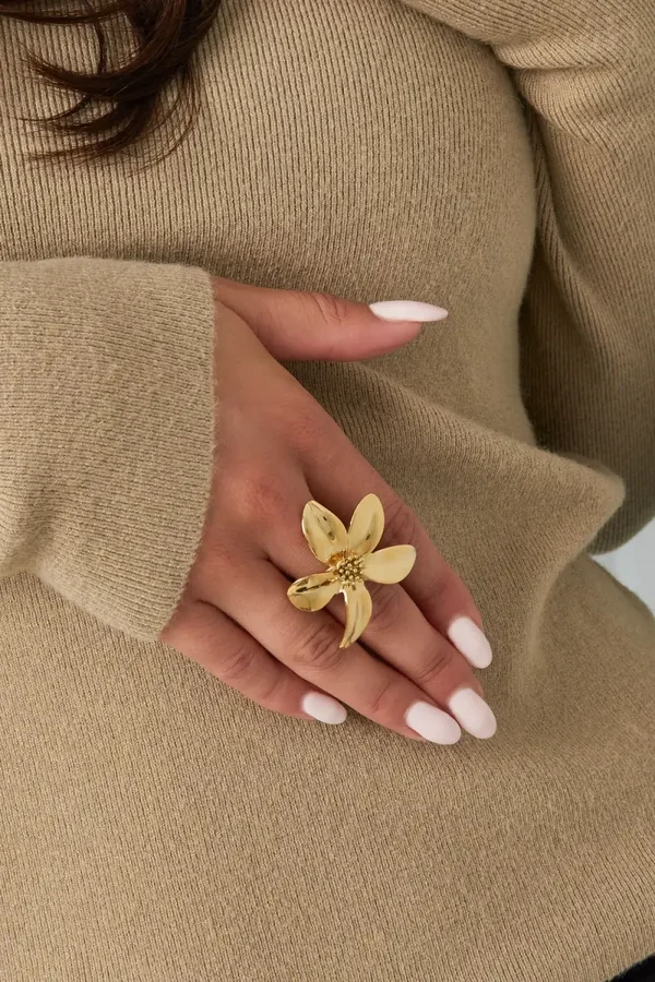 Flower Girl Ring
