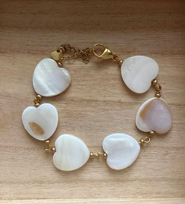 Heart cascade bracelet