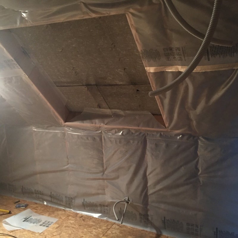 balkenlaag vervangen isolatie plaatsen dampscherm plaatsen dakconstructies aanpassen valse wanden plaatsen Gyproc plaatsen rechten van een oude vloer zolder omvormen tot woongedeelte