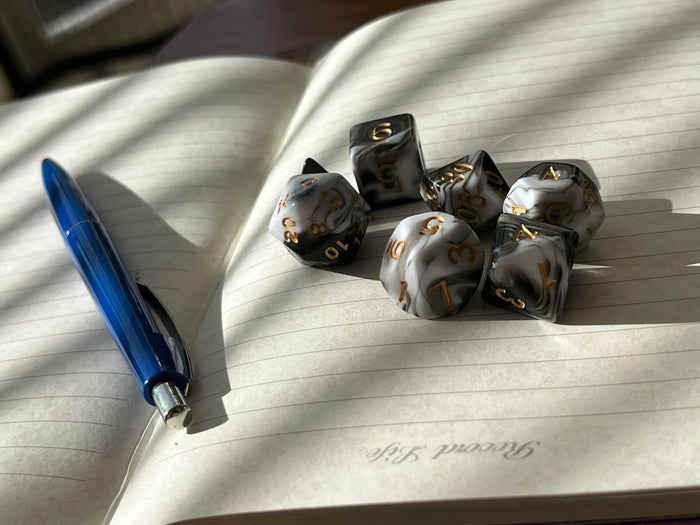 Order & Chaos dice set