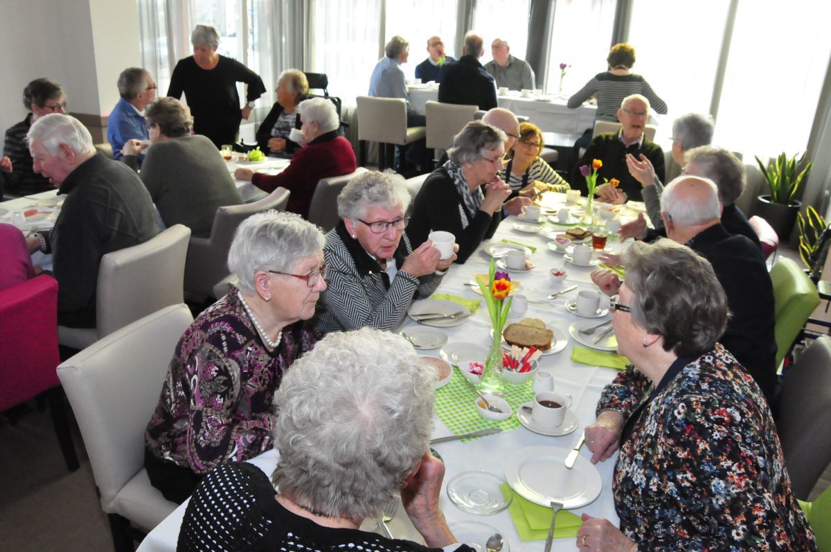 Dorpslunch NL doet - Samen Heeten Samen Eten & Zonnebloem