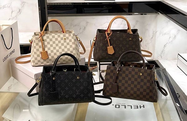 Luxury Med Shoulder Purse