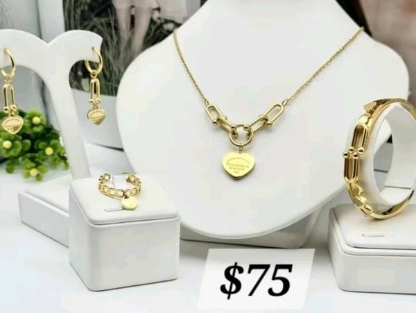 4-Piece Luxury Jewlery Set (Album)