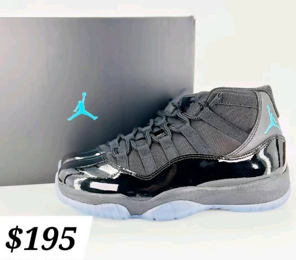 Tennis Shoes