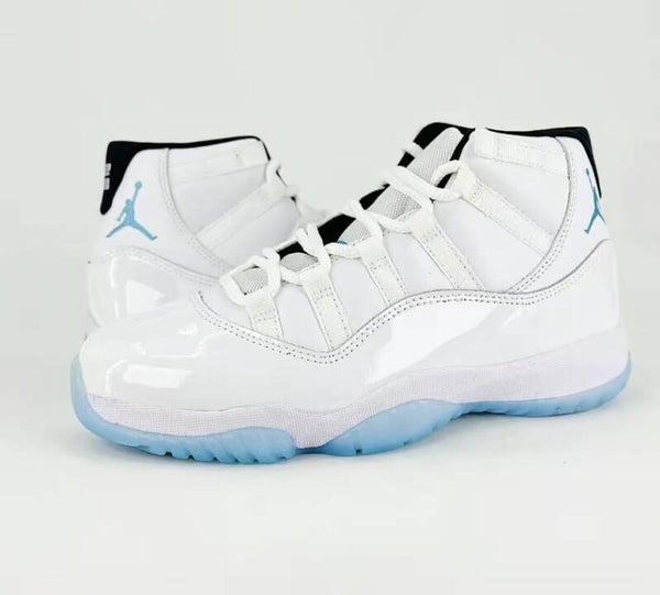 Tennis Shoes