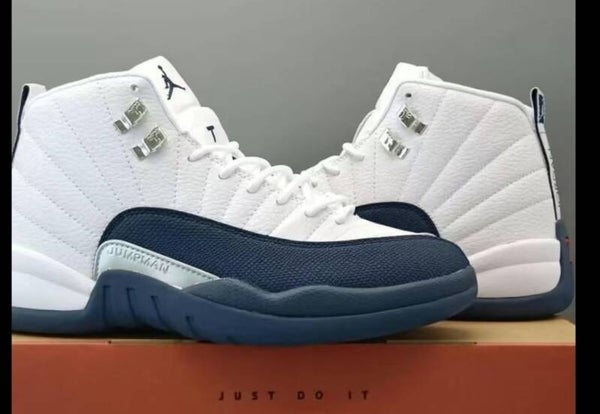 Tennis Shoes